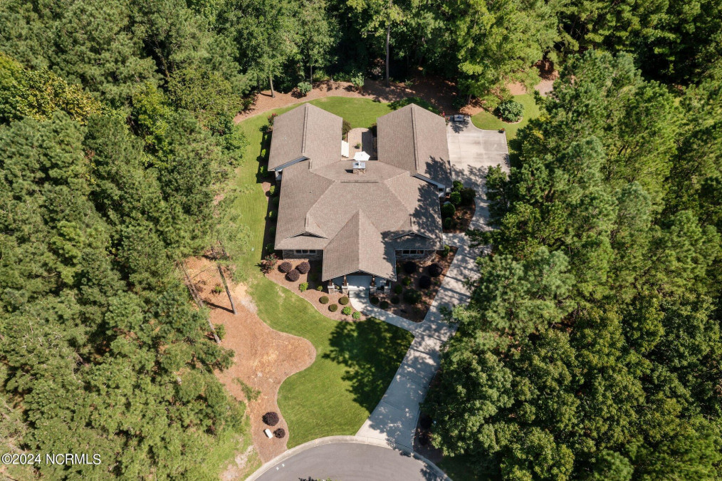 113 Falling Water Way Wallace, NC 28466