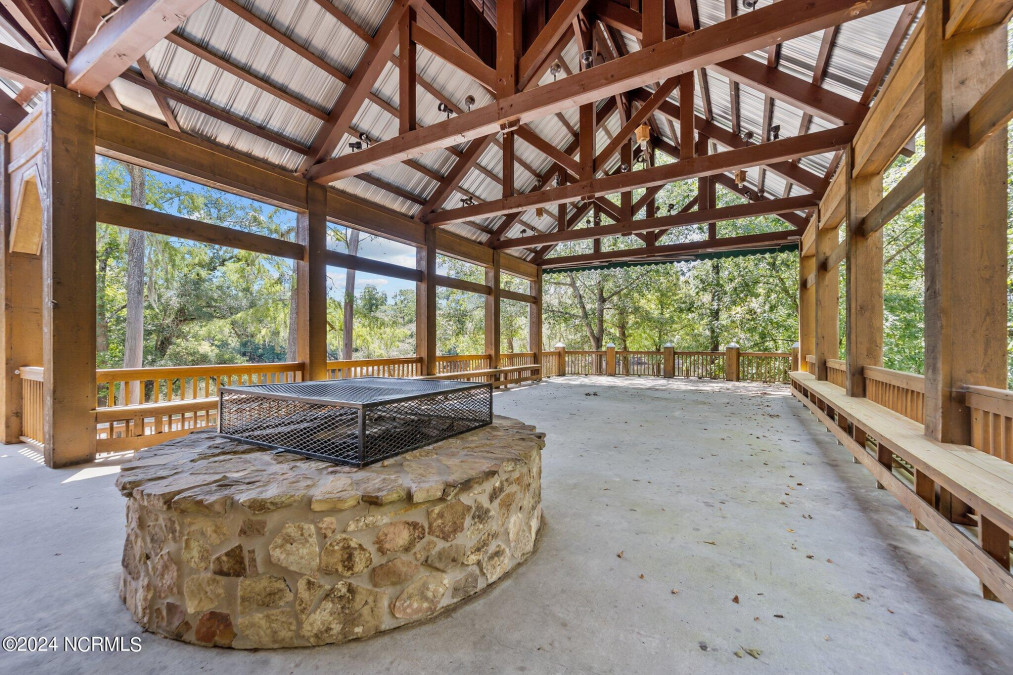 113 Falling Water Way Wallace, NC 28466