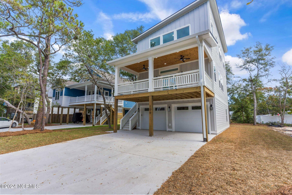 106 22nd St Oak Island, NC 28465