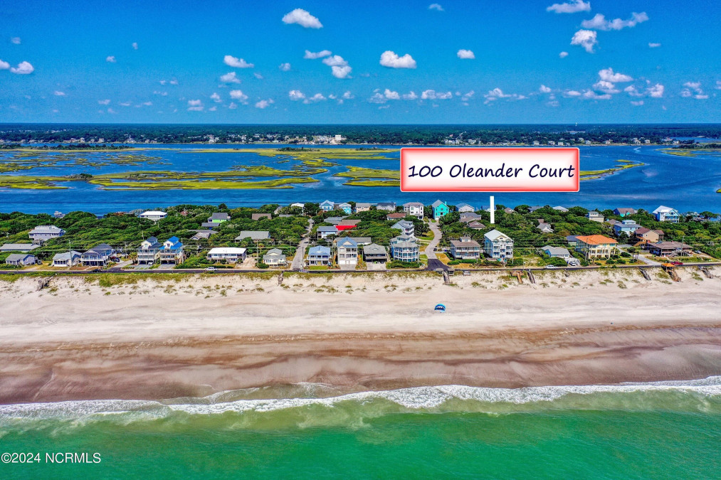 100 Oleander Ct Surf City, NC 28445