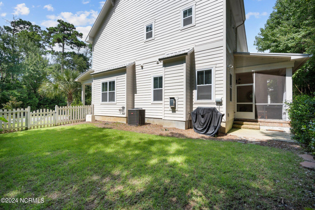 6031 Pine Laurel Dr Wilmington, NC 28409