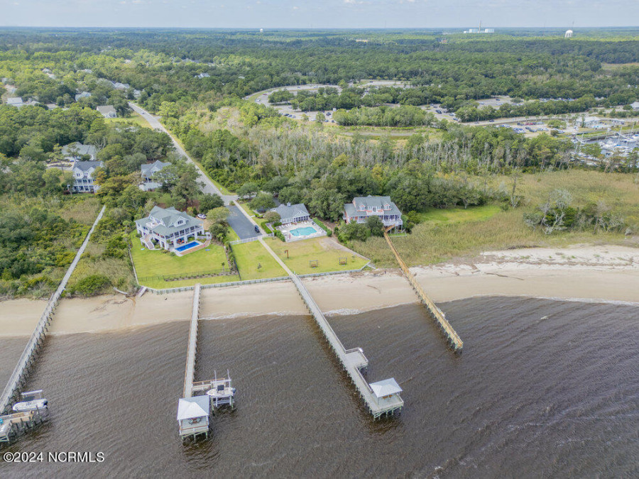 6215 Pebble Shore Ln Southport, NC 28461