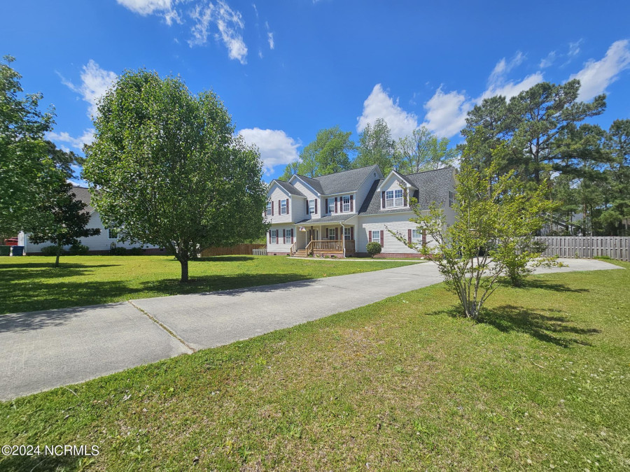 116 Creeks Edge Dr Sneads Ferry, NC 28460