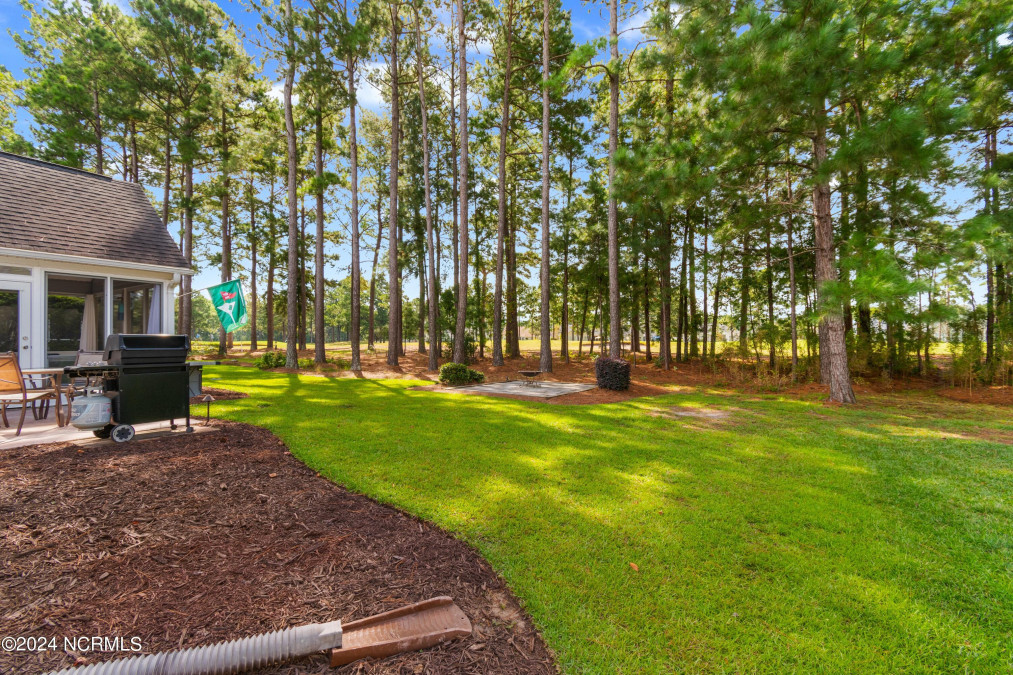 547 Sandpiper Bay Dr Sunset Beach, NC 28468