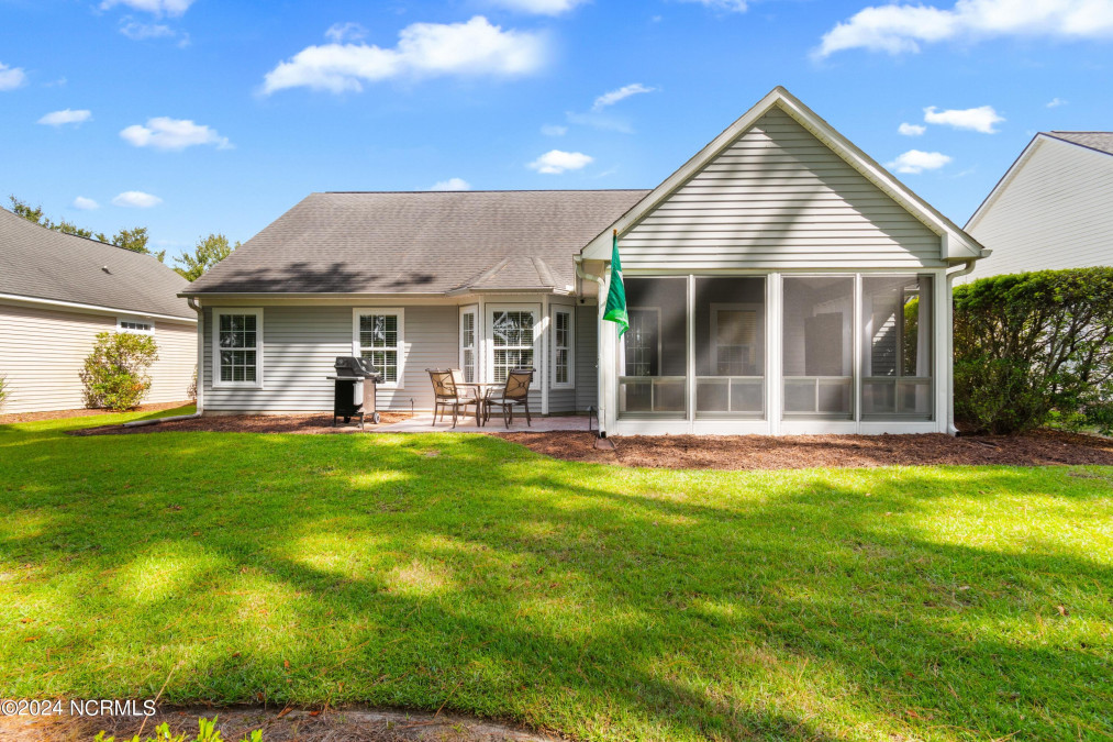 547 Sandpiper Bay Dr Sunset Beach, NC 28468