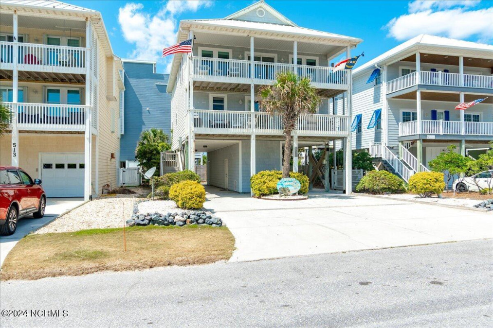 511 Shore Dr Surf City, NC 28445