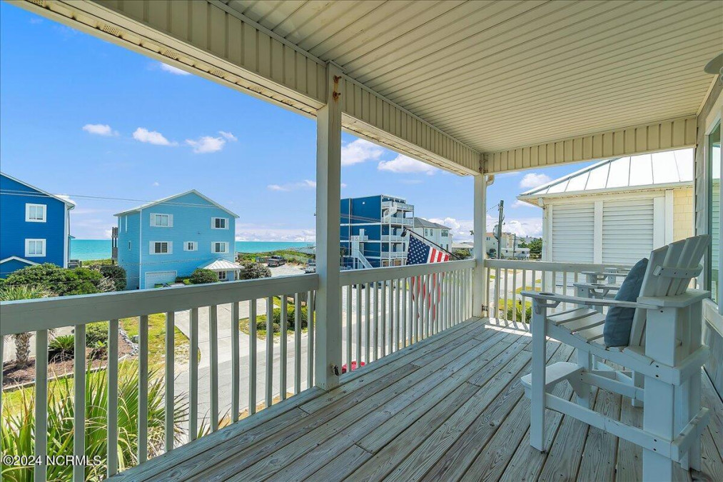 511 Shore Dr Surf City, NC 28445