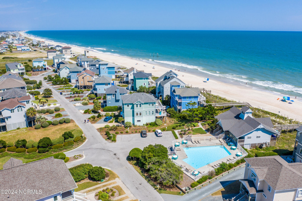 120 Permuda Wynd Dr North Topsail Beach, NC 28460