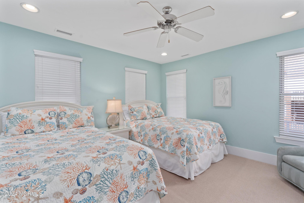 213 Lumina Ave Wrightsville Beach, NC 28480