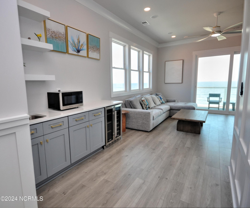 387 First St Ocean Isle Beach, NC 28469