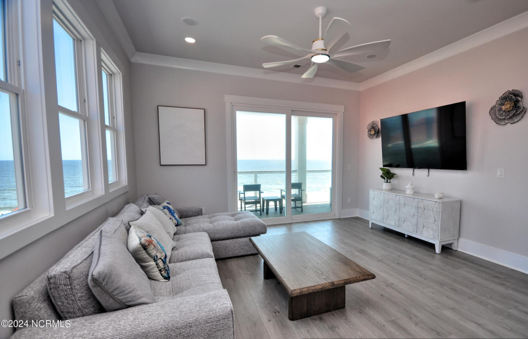 387 First St Ocean Isle Beach, NC 28469