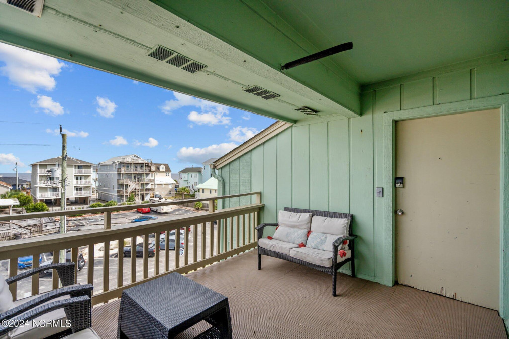 1709 Canal Dr Carolina Beach, NC 28428