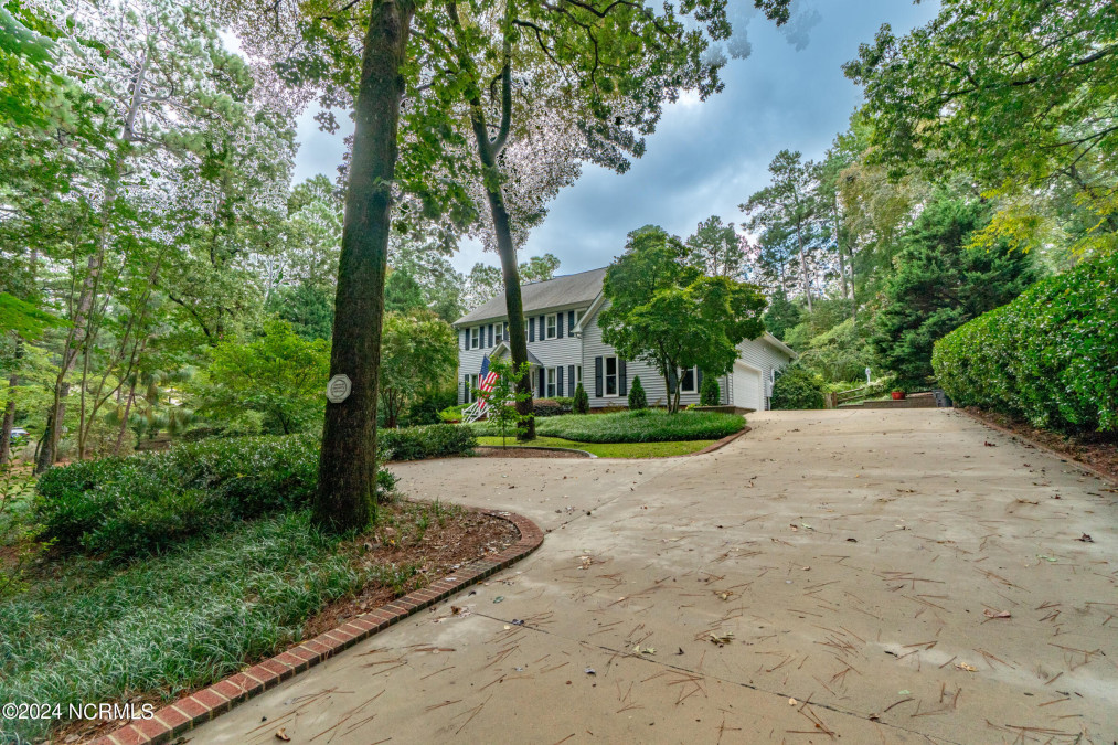 113 James Creek Rd Southern Pines, NC 28387