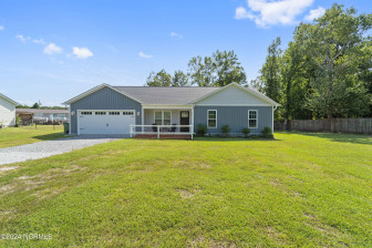 137 Bumps Creek Rd Sneads Ferry, NC 28460