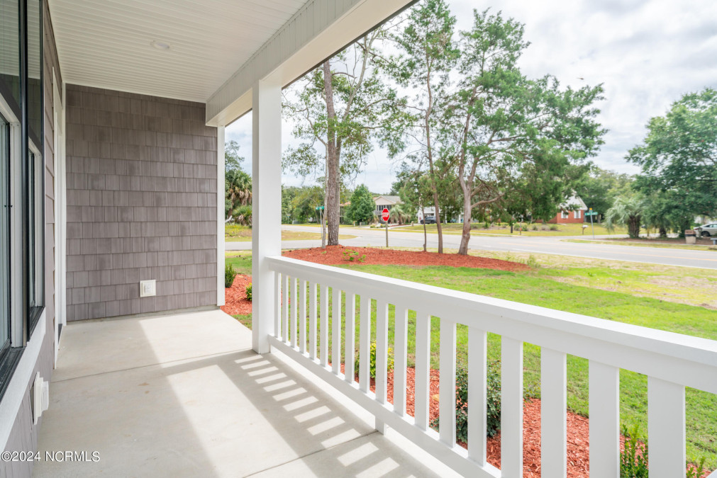 3508 Oak Island Dr Oak Island, NC 28465