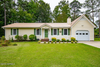 204 Cambridge Ct Havelock, NC 28532