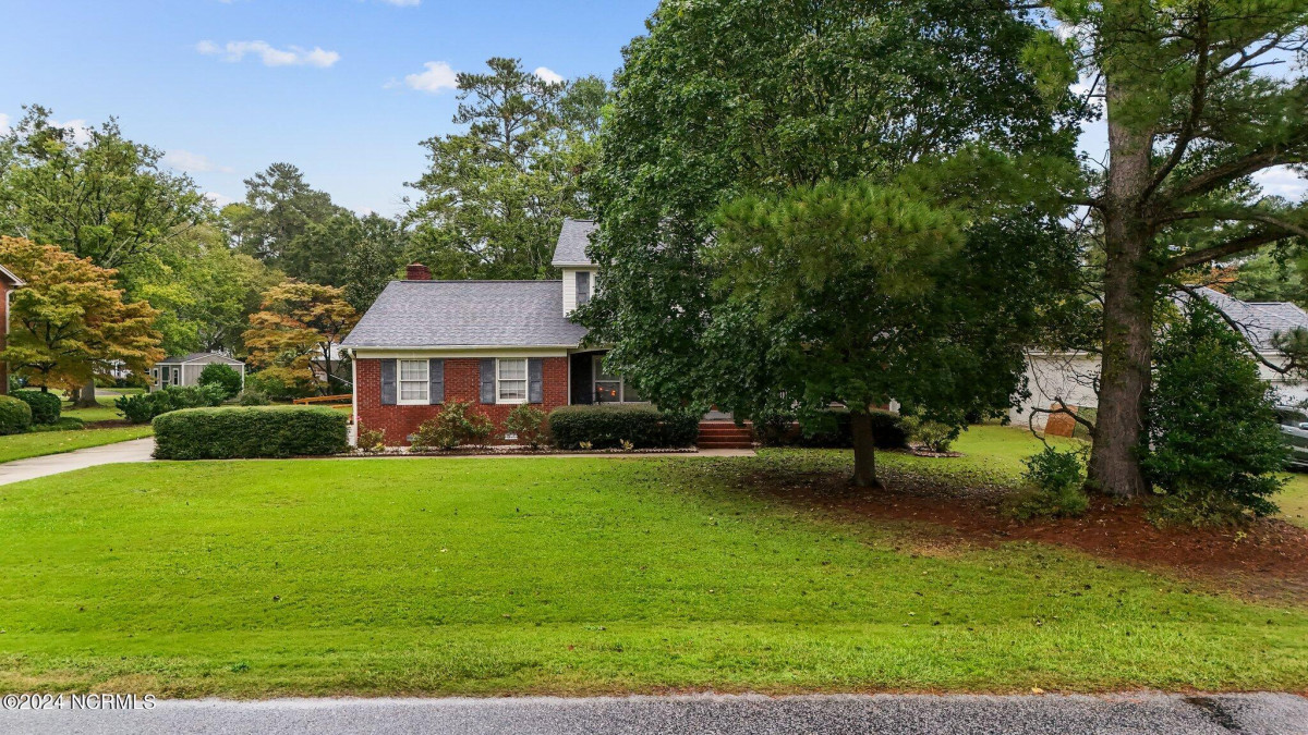 309 Windsor Rd Greenville, NC 27858