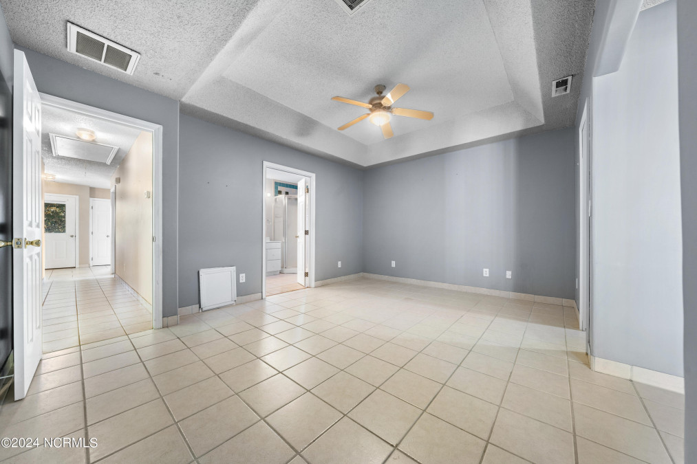 834 Cutter Ct Kure Beach, NC 28449