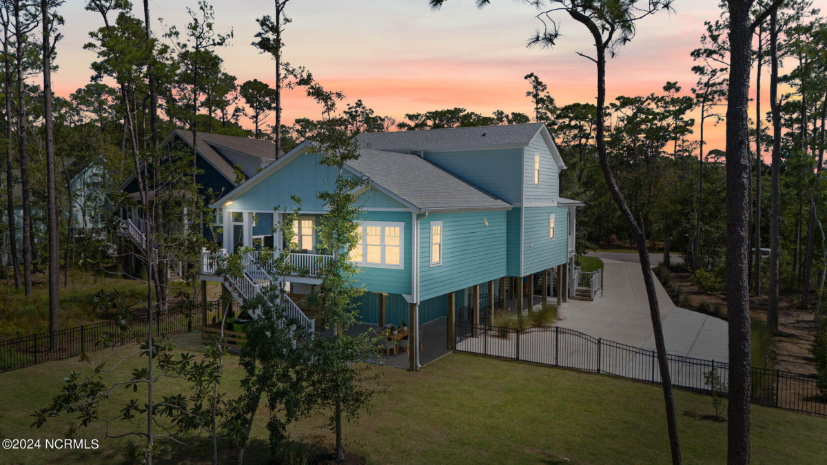 614 Marsh Grass Ct Southport, NC 28461