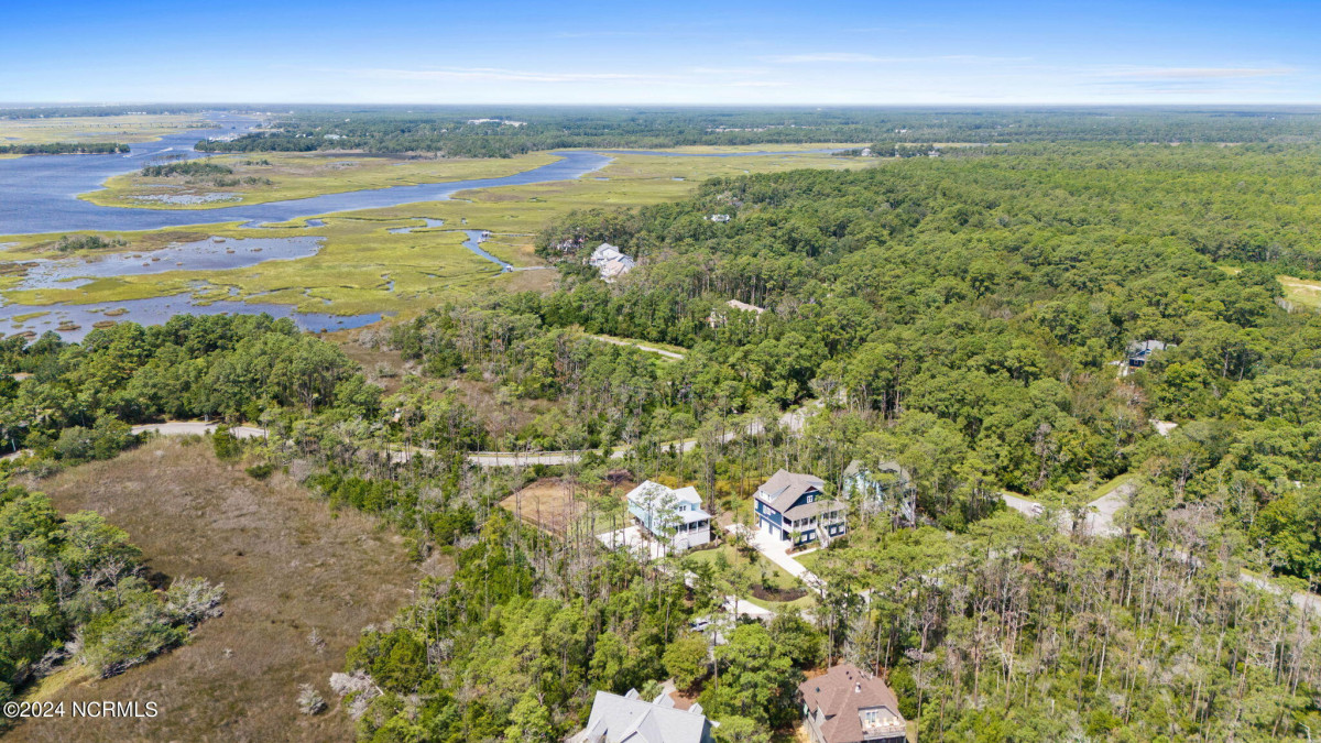 614 Marsh Grass Ct Southport, NC 28461