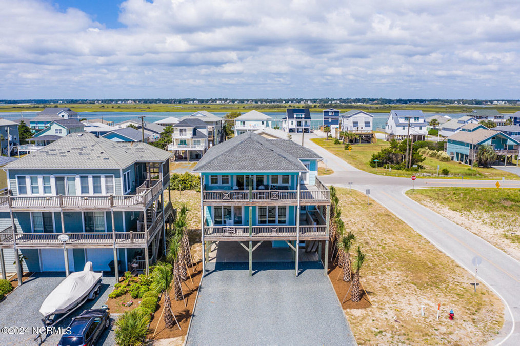 1602 Ocean Blvd Topsail Beach, NC 28445