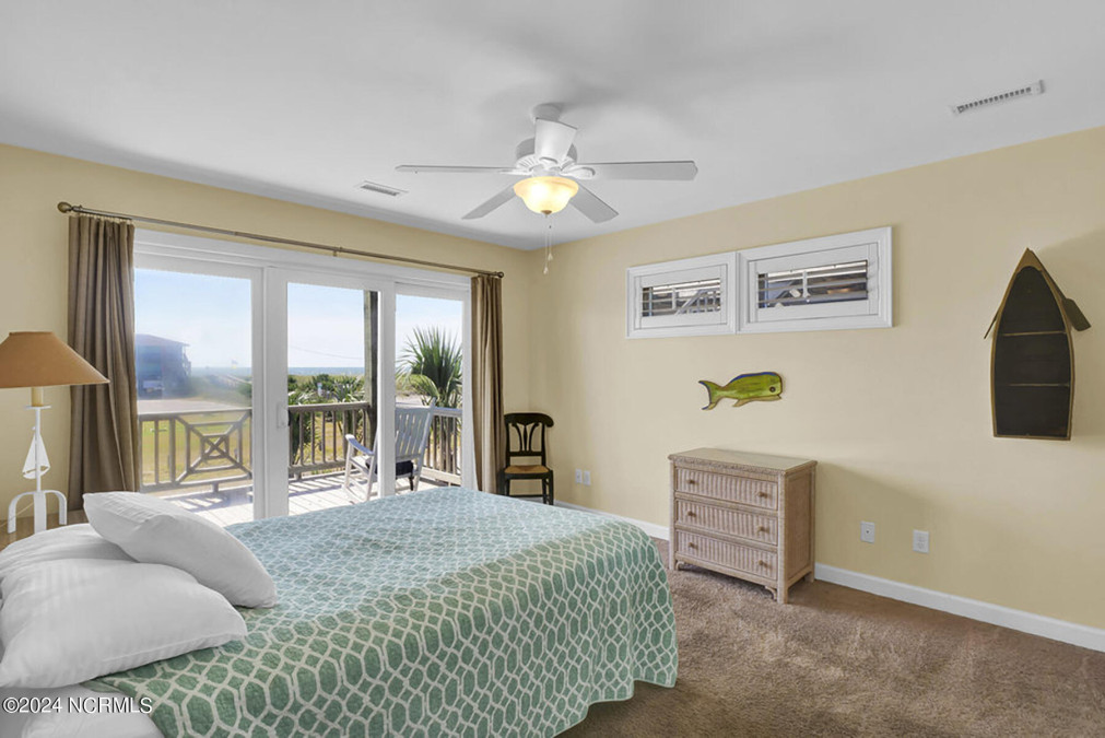 1602 Ocean Blvd Topsail Beach, NC 28445