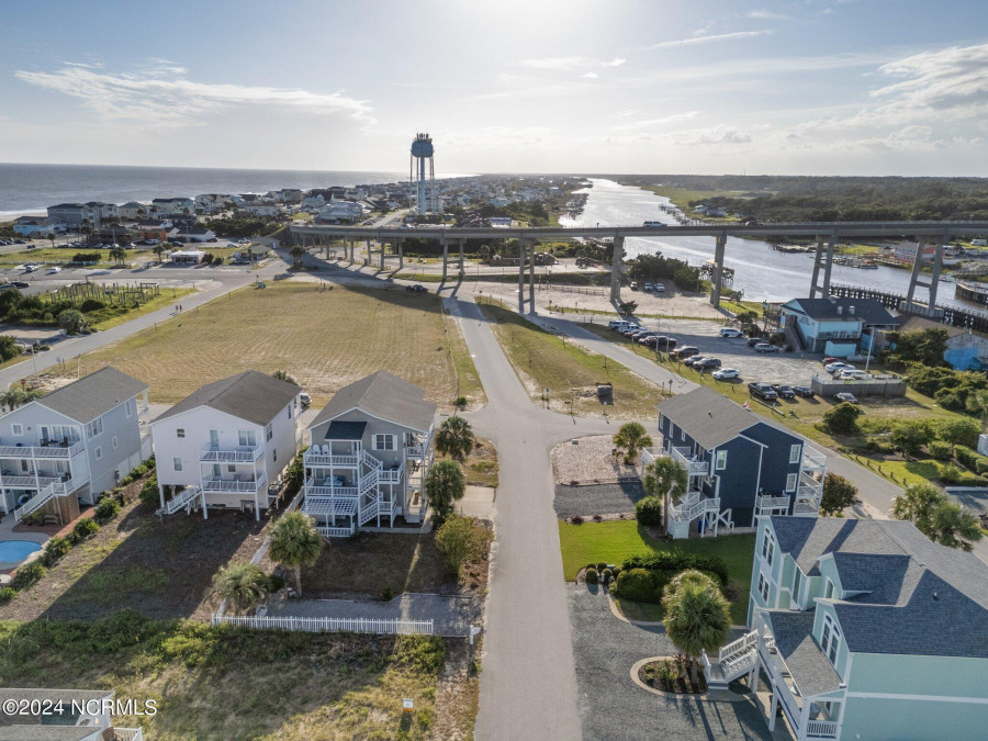 122 Quinton St Holden Beach, NC 28462