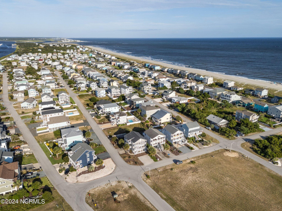 122 Quinton St Holden Beach, NC 28462