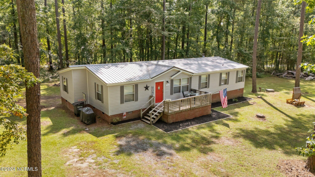 154 Oldham Rd West End, NC 27376