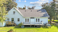 122 Charlie Lewis Ln Beaufort, NC 28516