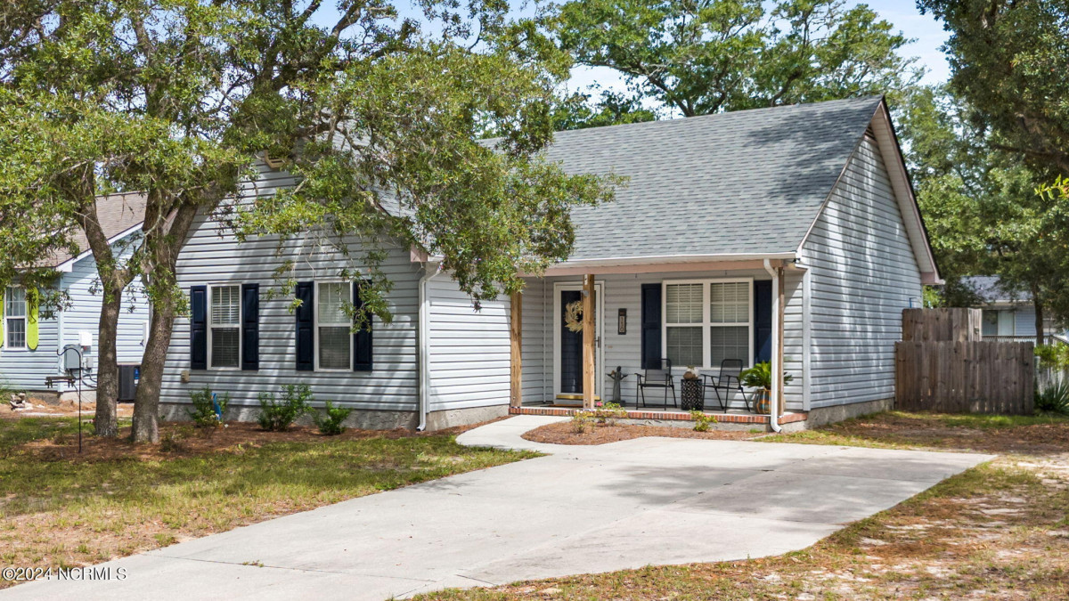 130 19th St Oak Island, NC 28465