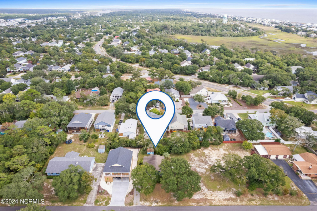 112 20th St Oak Island, NC 28465