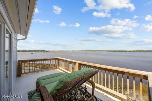 35 Bermuda Landing Pl North Topsail Beach, NC 28460