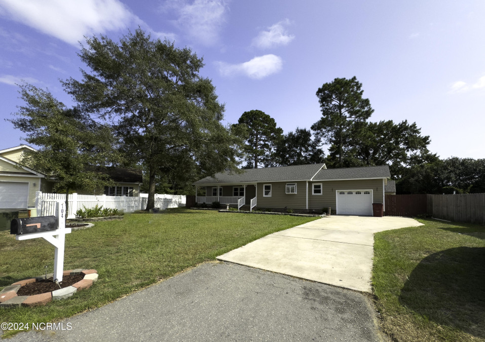 104 Sprucewood Ct Myrtle Beach, SC 29588