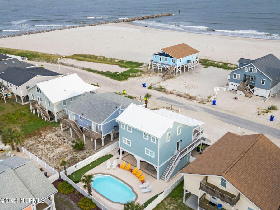 455 Third St Ocean Isle Beach, NC 28469