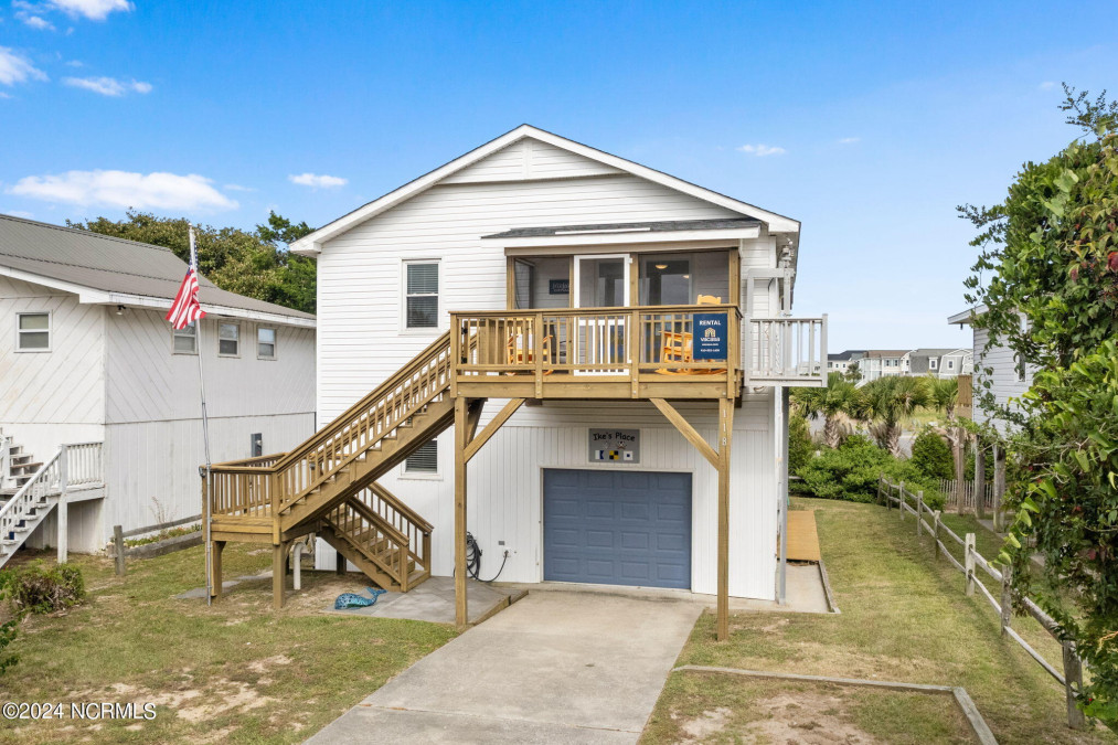 118 Seaside St Holden Beach, NC 28462