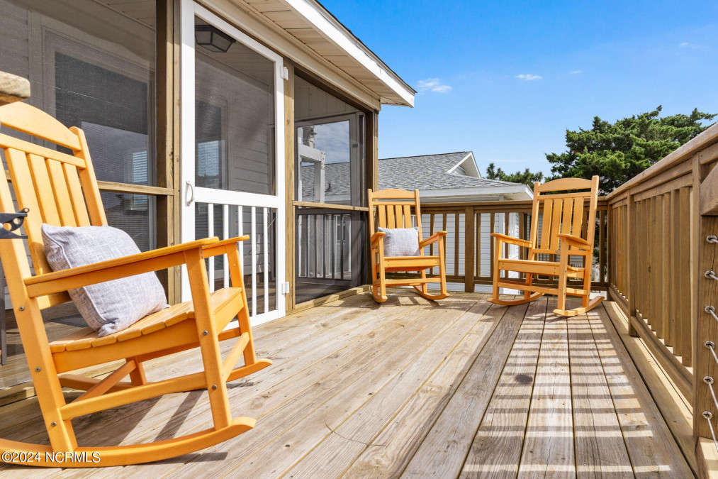 118 Seaside St Holden Beach, NC 28462