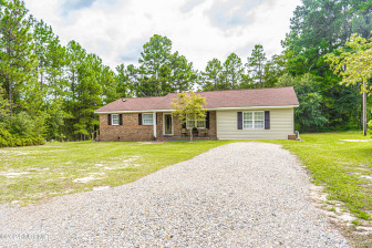 10376 Nc 211  Aberdeen, NC 28315