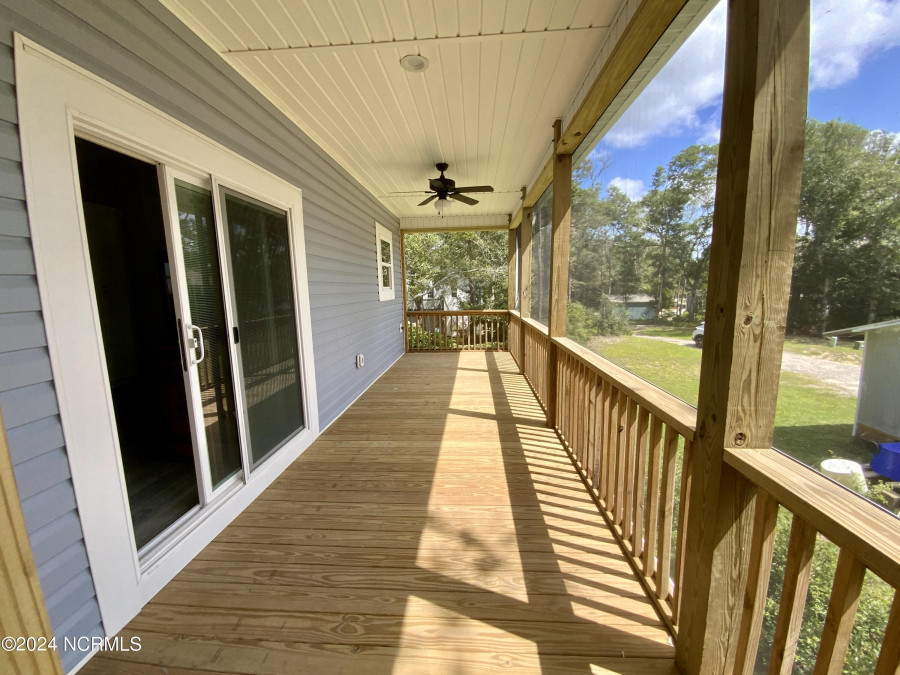 104 19th St Oak Island, NC 28465