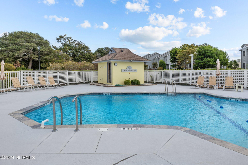 428 Emerald Cir Emerald Isle, NC 28594