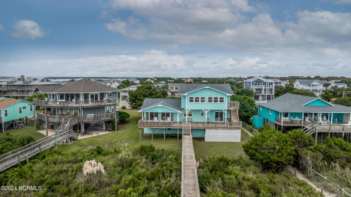 11007 Inlet Dr Emerald Isle, NC 28594