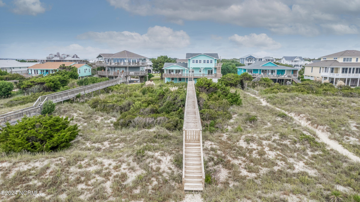 11007 Inlet Dr Emerald Isle, NC 28594