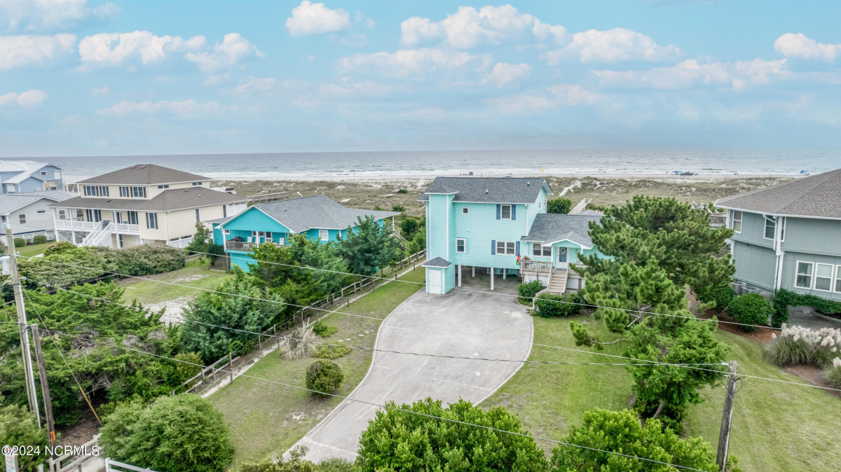 11007 Inlet Dr Emerald Isle, NC 28594