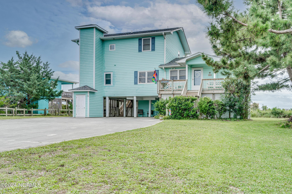 11007 Inlet Dr Emerald Isle, NC 28594