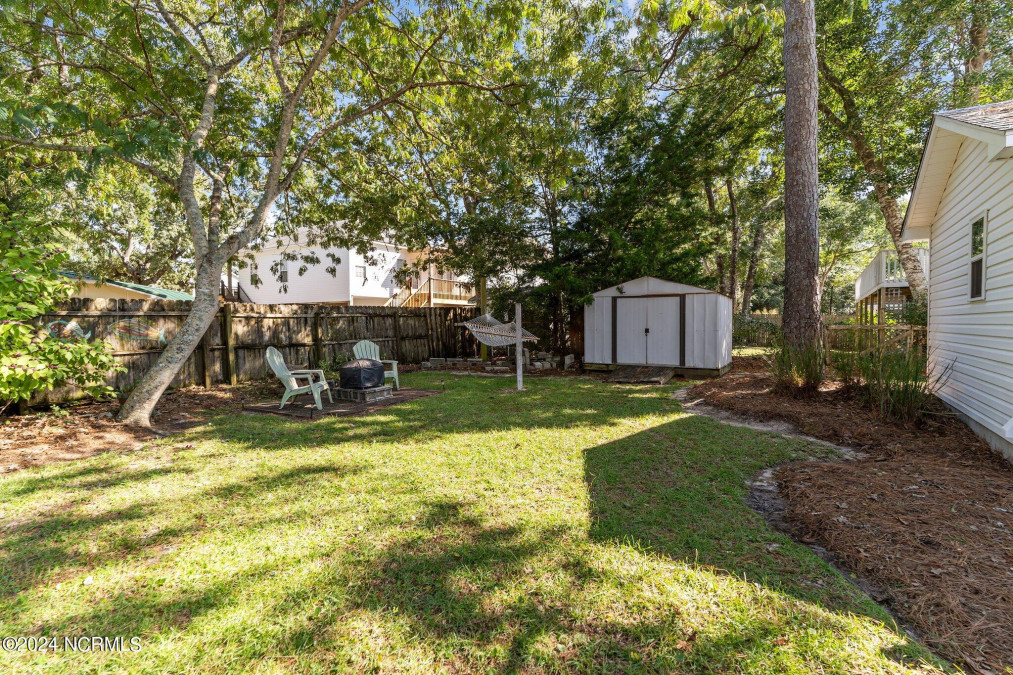 126 17th St Oak Island, NC 28465