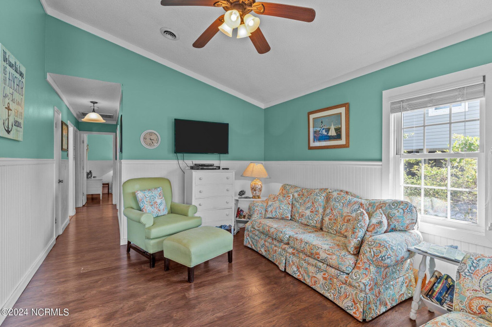 126 17th St Oak Island, NC 28465