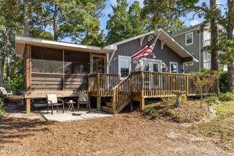 126 17th St Oak Island, NC 28465