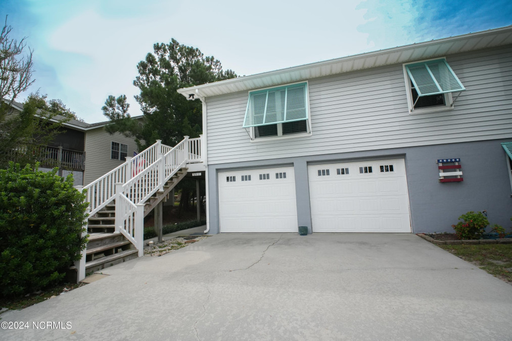 6911 Canal Dr Emerald Isle, NC 28594