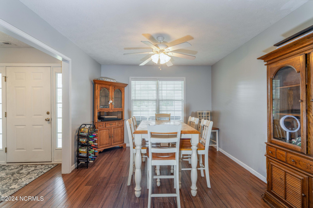 114 Casey Ln Newport, NC 28570