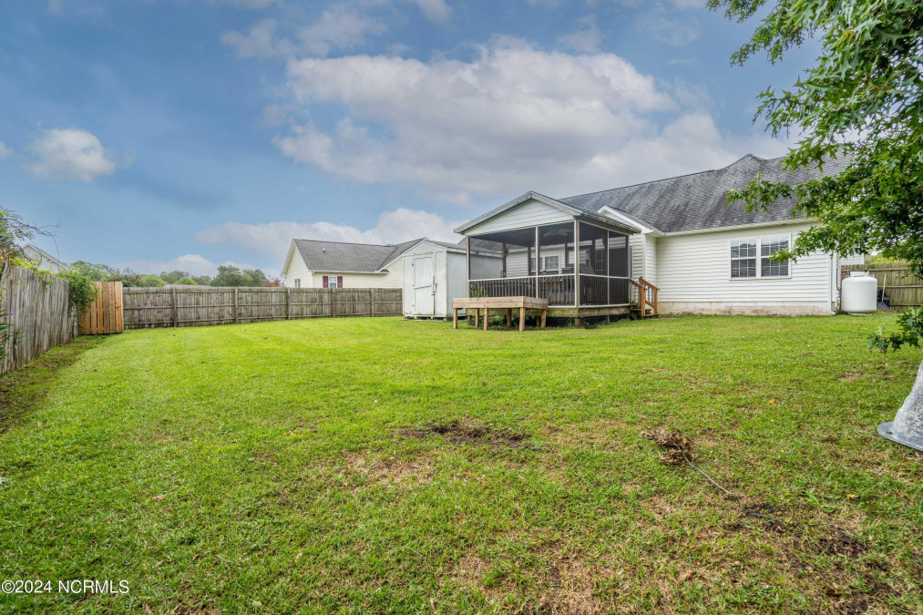 114 Casey Ln Newport, NC 28570